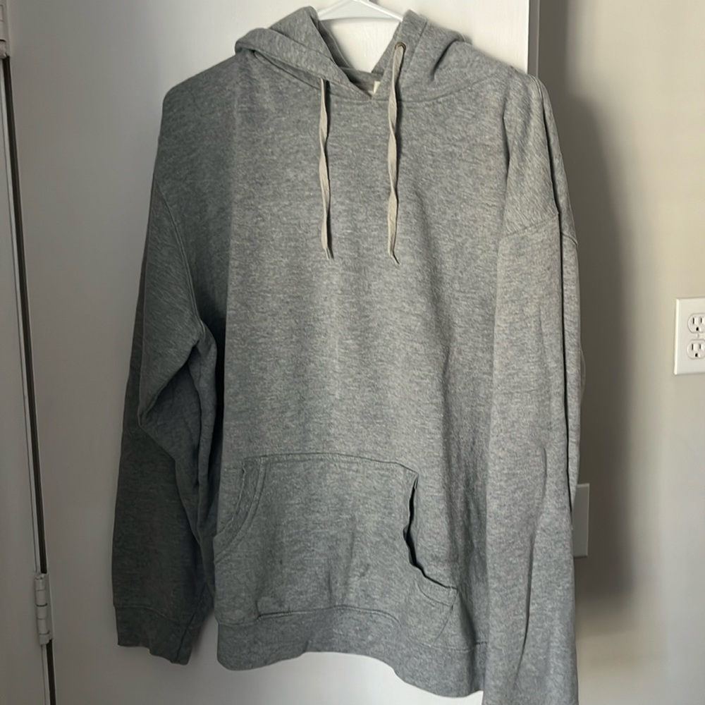 OVERSIZED GRAY HOODIE